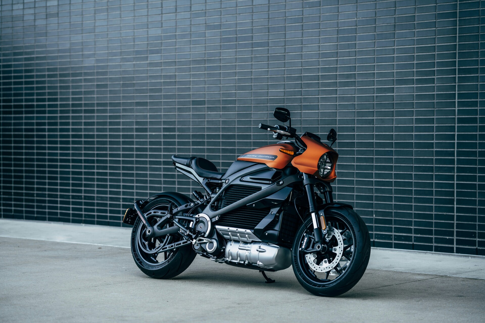 Harley davidson eeTJKC wz34 unsplash